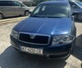 Синій Шкода Суперб, об'ємом двигуна 2.5 л та пробігом 340 тис. км за 3412 $, фото 1 на Automoto.ua
