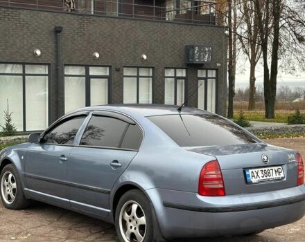 Синій Шкода Суперб, об'ємом двигуна 1.8 л та пробігом 300 тис. км за 3899 $, фото 2 на Automoto.ua