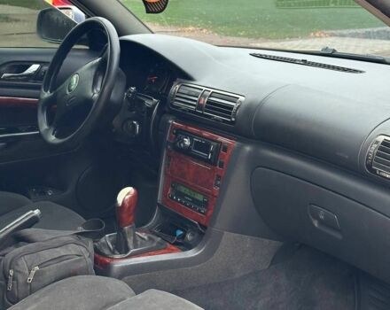 Синій Шкода Суперб, об'ємом двигуна 1.8 л та пробігом 300 тис. км за 3899 $, фото 5 на Automoto.ua