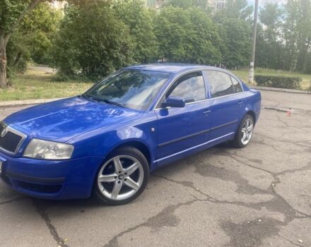 Синій Шкода Суперб, об'ємом двигуна 2 л та пробігом 300 тис. км за 5600 $, фото 1 на Automoto.ua