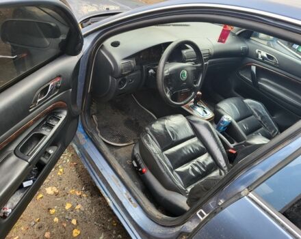 Шкода Суперб 2006 у Павлограде на Automoto.ua Синій Шкода Суперб, об'ємом двигуна 0 л та пробігом 400 тис. км за 2000 $, фото 5 на Automoto.ua