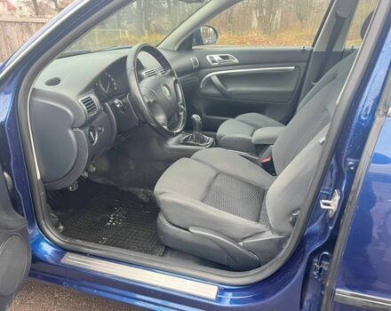 Синій Шкода Суперб, об'ємом двигуна 2 л та пробігом 363 тис. км за 2650 $, фото 9 на Automoto.ua