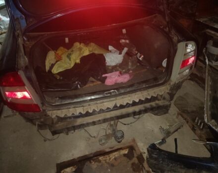 Синій Шкода Суперб, об'ємом двигуна 2 л та пробігом 270 тис. км за 2000 $, фото 3 на Automoto.ua