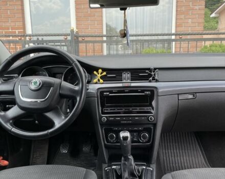 Синій Шкода Суперб, об'ємом двигуна 2 л та пробігом 339 тис. км за 9400 $, фото 4 на Automoto.ua