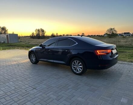 Синій Шкода Суперб, об'ємом двигуна 2 л та пробігом 250 тис. км за 15700 $, фото 6 на Automoto.ua
