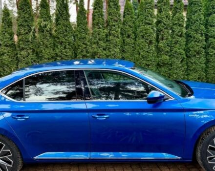 Синий Шкода Суперб, объемом двигателя 2 л и пробегом 31 тыс. км за 7700 $, фото 2 на Automoto.ua