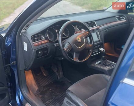 Синій Шкода Суперб, об'ємом двигуна 1.4 л та пробігом 193 тис. км за 8300 $, фото 13 на Automoto.ua