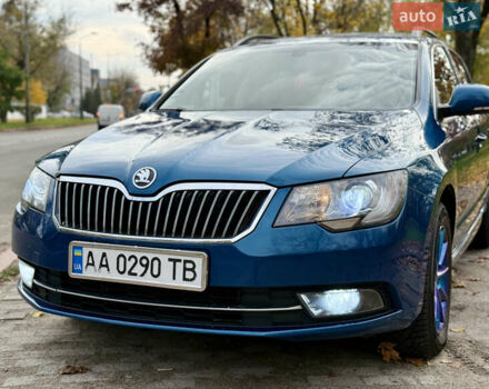 Синій Шкода Суперб, об'ємом двигуна 2 л та пробігом 325 тис. км за 10700 $, фото 3 на Automoto.ua
