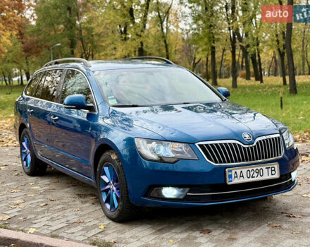 Синій Шкода Суперб, об'ємом двигуна 2 л та пробігом 325 тис. км за 10700 $, фото 11 на Automoto.ua