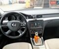 Синій Шкода Суперб, об'ємом двигуна 2 л та пробігом 323 тис. км за 11500 $, фото 4 на Automoto.ua