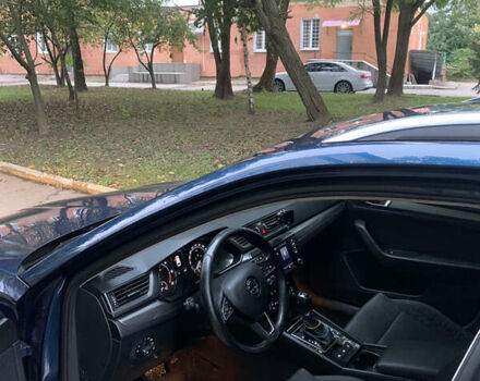 Синий Шкода Суперб, объемом двигателя 1.6 л и пробегом 312 тыс. км за 13700 $, фото 6 на Automoto.ua