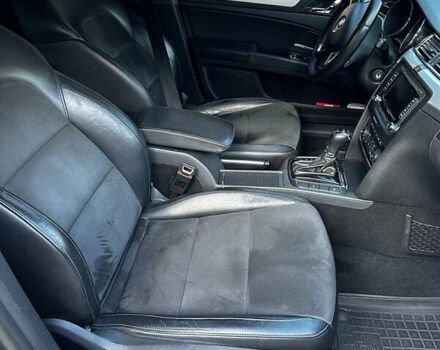 Синій Шкода Суперб, об'ємом двигуна 1.97 л та пробігом 369 тис. км за 12900 $, фото 9 на Automoto.ua