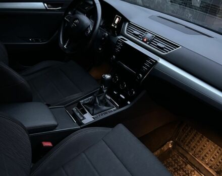 Синий Шкода Суперб, объемом двигателя 1.6 л и пробегом 227 тыс. км за 14500 $, фото 1 на Automoto.ua