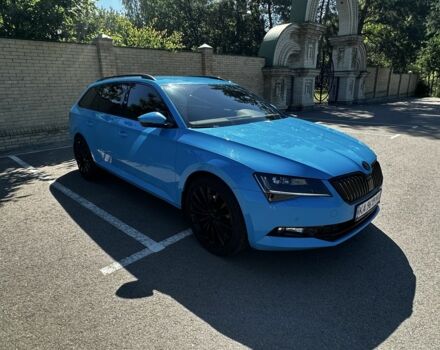 Синий Шкода Суперб, объемом двигателя 2 л и пробегом 280 тыс. км за 17900 $, фото 6 на Automoto.ua