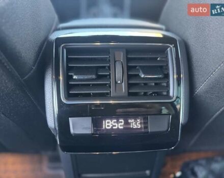 Синий Шкода Суперб, объемом двигателя 2 л и пробегом 202 тыс. км за 18999 $, фото 32 на Automoto.ua