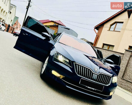 Синий Шкода Суперб, объемом двигателя 2 л и пробегом 198 тыс. км за 17200 $, фото 63 на Automoto.ua