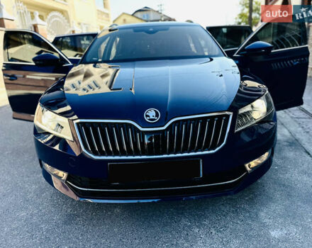 Синий Шкода Суперб, объемом двигателя 2 л и пробегом 198 тыс. км за 17200 $, фото 49 на Automoto.ua