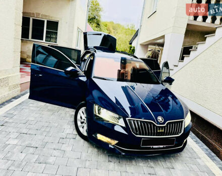 Синий Шкода Суперб, объемом двигателя 2 л и пробегом 198 тыс. км за 17200 $, фото 64 на Automoto.ua