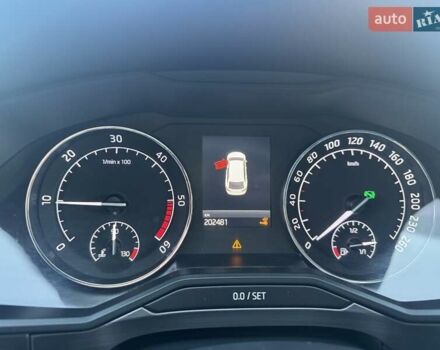 Синий Шкода Суперб, объемом двигателя 2 л и пробегом 202 тыс. км за 18999 $, фото 24 на Automoto.ua