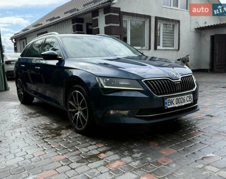 Синій Шкода Суперб, об'ємом двигуна 1.97 л та пробігом 245 тис. км за 16900 $, фото 19 на Automoto.ua