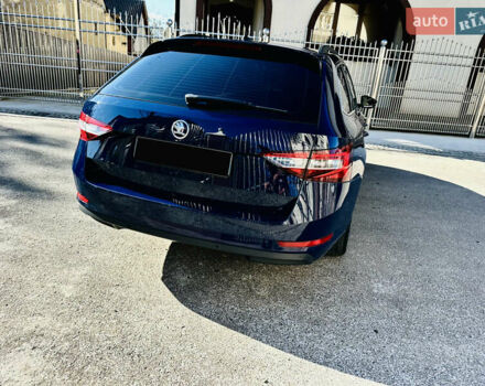 Синий Шкода Суперб, объемом двигателя 2 л и пробегом 198 тыс. км за 17200 $, фото 3 на Automoto.ua