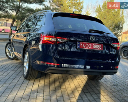 Синій Шкода Суперб, об'ємом двигуна 2 л та пробігом 194 тис. км за 16999 $, фото 29 на Automoto.ua