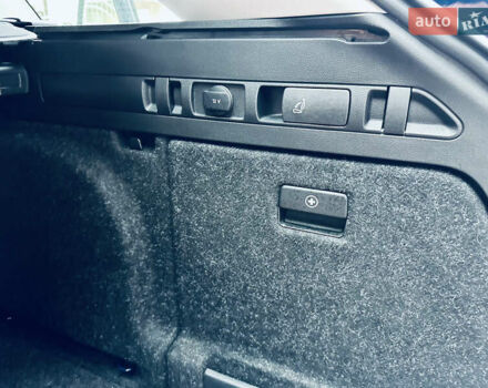 Синий Шкода Суперб, объемом двигателя 2 л и пробегом 198 тыс. км за 17200 $, фото 56 на Automoto.ua