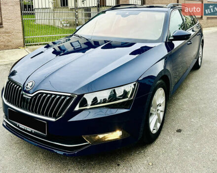 Синий Шкода Суперб, объемом двигателя 2 л и пробегом 198 тыс. км за 17200 $, фото 46 на Automoto.ua