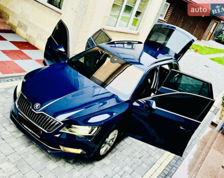 Синий Шкода Суперб, объемом двигателя 2 л и пробегом 198 тыс. км за 17200 $, фото 61 на Automoto.ua