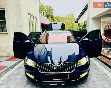 Синий Шкода Суперб, объемом двигателя 2 л и пробегом 198 тыс. км за 17200 $, фото 62 на Automoto.ua
