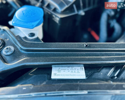 Синий Шкода Суперб, объемом двигателя 2 л и пробегом 198 тыс. км за 17200 $, фото 29 на Automoto.ua