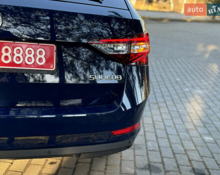 Синій Шкода Суперб, об'ємом двигуна 2 л та пробігом 194 тис. км за 16999 $, фото 22 на Automoto.ua