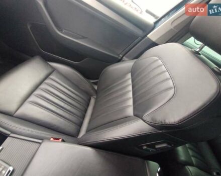 Синій Шкода Суперб, об'ємом двигуна 1.6 л та пробігом 150 тис. км за 18300 $, фото 10 на Automoto.ua