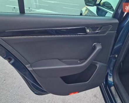 Синій Шкода Суперб, об'ємом двигуна 2 л та пробігом 146 тис. км за 29333 $, фото 64 на Automoto.ua