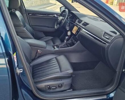 Синій Шкода Суперб, об'ємом двигуна 2 л та пробігом 146 тис. км за 29333 $, фото 43 на Automoto.ua