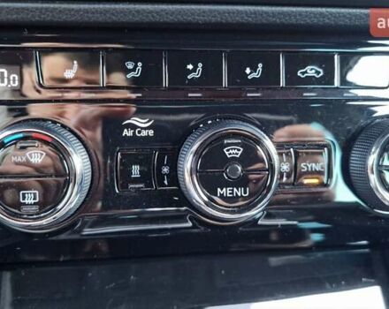 Синій Шкода Суперб, об'ємом двигуна 2 л та пробігом 146 тис. км за 29333 $, фото 54 на Automoto.ua