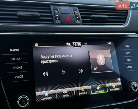 Синий Шкода Суперб, объемом двигателя 1.97 л и пробегом 225 тыс. км за 24650 $, фото 80 на Automoto.ua