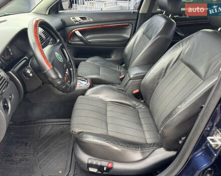 Синій Шкода Суперб, об'ємом двигуна 2.77 л та пробігом 310 тис. км за 5100 $, фото 7 на Automoto.ua