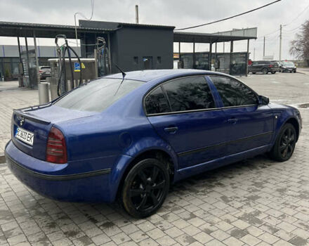 Синий Шкода Суперб, объемом двигателя 2.5 л и пробегом 300 тыс. км за 3500 $, фото 3 на Automoto.ua