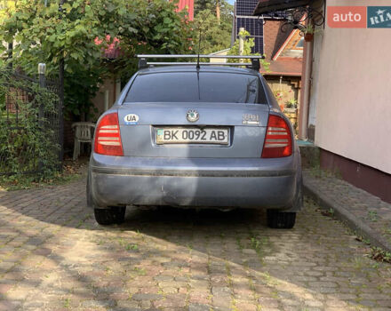 Синий Шкода Суперб, объемом двигателя 1.78 л и пробегом 189 тыс. км за 6000 $, фото 3 на Automoto.ua
