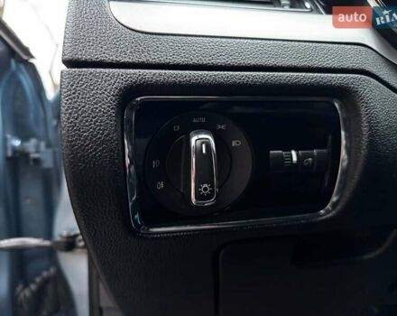 Синий Шкода Суперб, объемом двигателя 2 л и пробегом 345 тыс. км за 8640 $, фото 27 на Automoto.ua