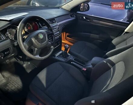 Синій Шкода Суперб, об'ємом двигуна 1.8 л та пробігом 220 тис. км за 6500 $, фото 3 на Automoto.ua