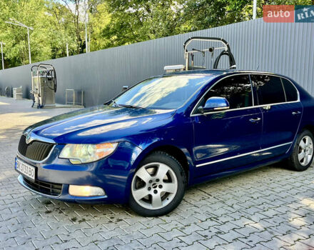 Синій Шкода Суперб, об'ємом двигуна 2 л та пробігом 313 тис. км за 10600 $, фото 14 на Automoto.ua