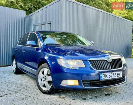 Синій Шкода Суперб, об'ємом двигуна 2 л та пробігом 313 тис. км за 10600 $, фото 9 на Automoto.ua