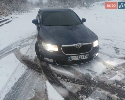 Синий Шкода Суперб, объемом двигателя 2 л и пробегом 314 тыс. км за 8600 $, фото 2 на Automoto.ua