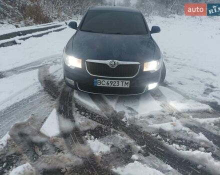 Синий Шкода Суперб, объемом двигателя 2 л и пробегом 314 тыс. км за 8600 $, фото 1 на Automoto.ua