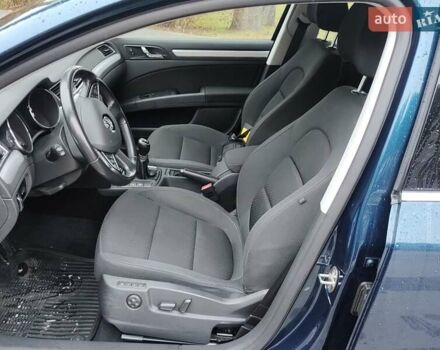 Синий Шкода Суперб, объемом двигателя 1.6 л и пробегом 172 тыс. км за 13000 $, фото 17 на Automoto.ua