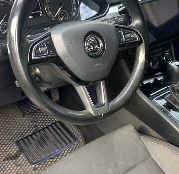 Синий Шкода Суперб, объемом двигателя 1.97 л и пробегом 277 тыс. км за 15000 $, фото 15 на Automoto.ua