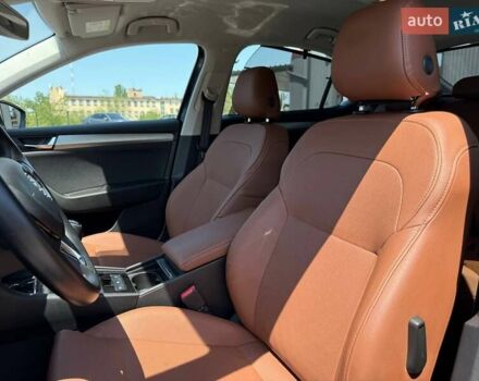 Синій Шкода Суперб, об'ємом двигуна 1.6 л та пробігом 284 тис. км за 13500 $, фото 21 на Automoto.ua