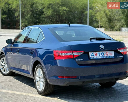 Синий Шкода Суперб, объемом двигателя 1.6 л и пробегом 284 тыс. км за 12900 $, фото 4 на Automoto.ua